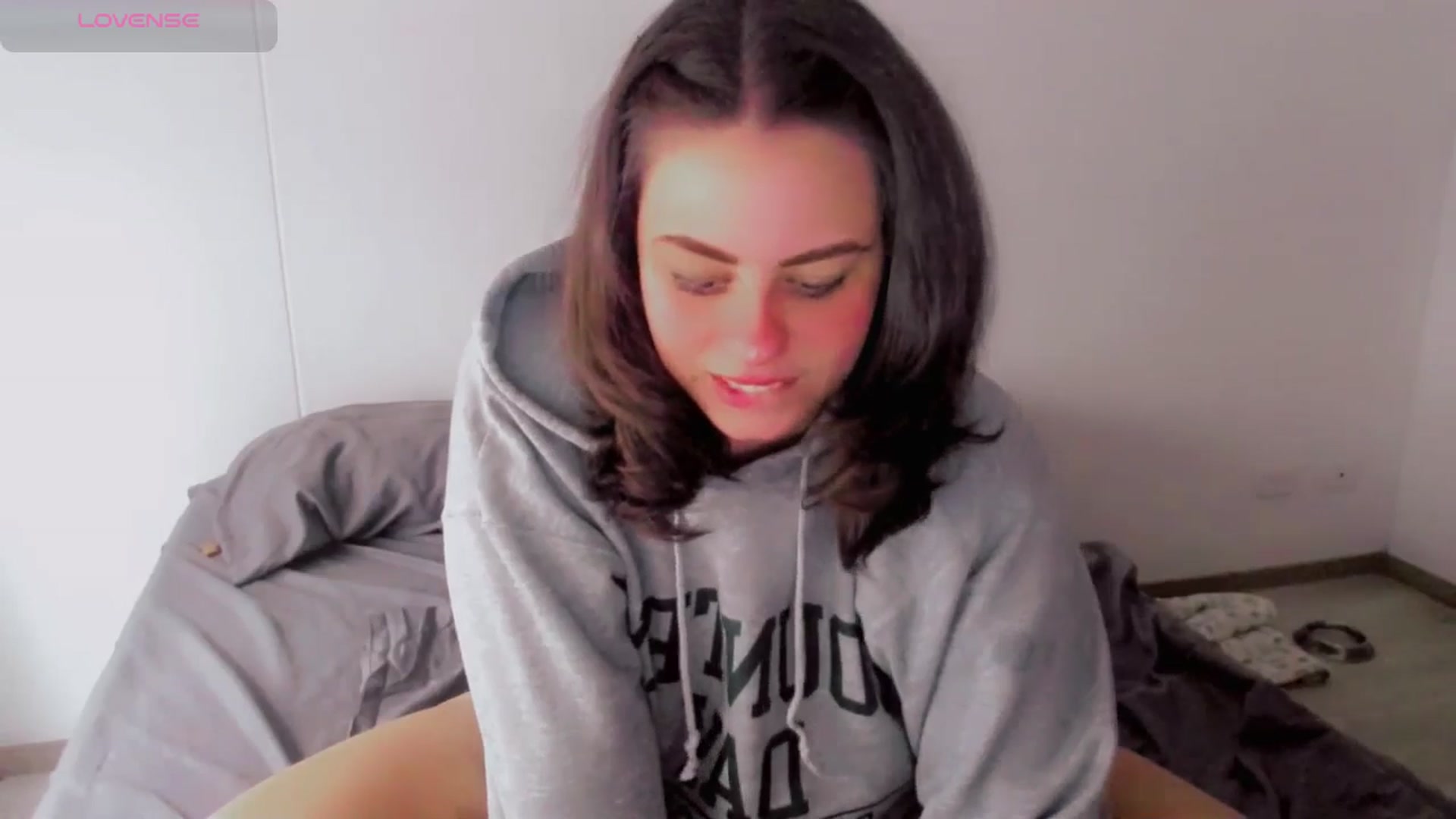 Gallery image thumbnail from ABlackBee's myfreecams stream on, 09/15/2025, 22:15 image 18 of 20