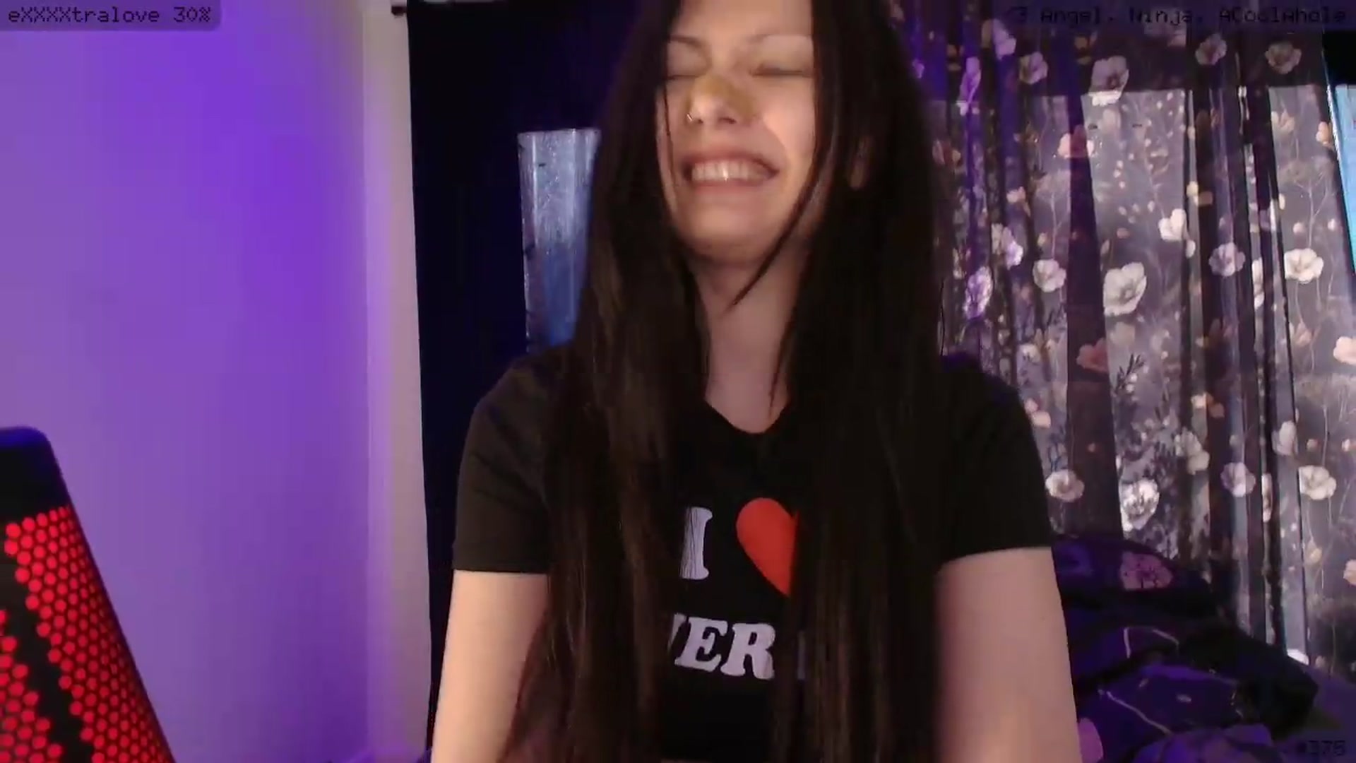 Gallery image thumbnail from ACoolRoom's myfreecams stream on, 07/16/2026, 06:42 image 5 of 20