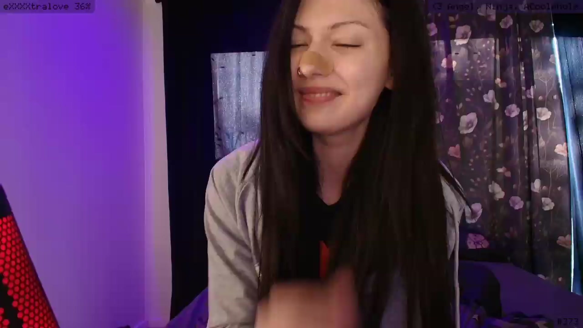 Gallery image thumbnail from ACoolRoom's myfreecams stream on, 07/16/2026, 06:42 image 10 of 20