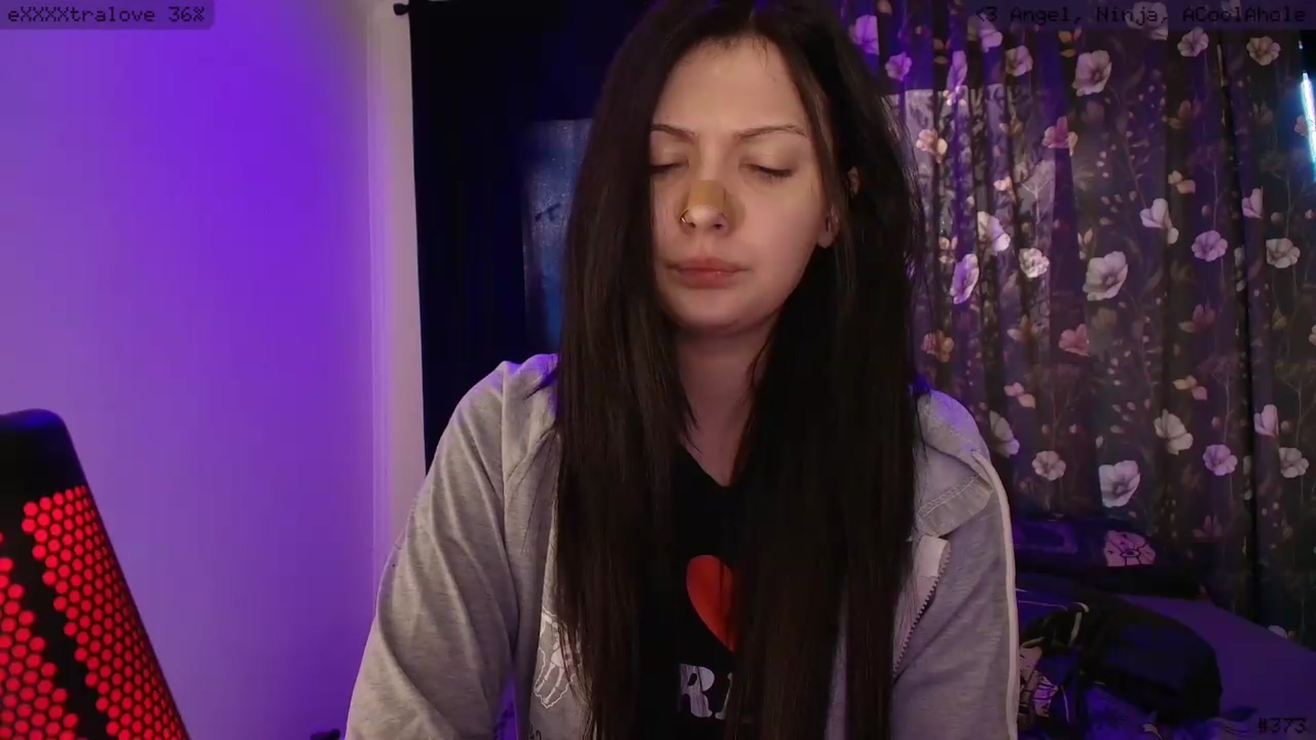 Gallery image thumbnail from ACoolRoom's myfreecams stream on, 07/16/2026, 06:42 image 19 of 20