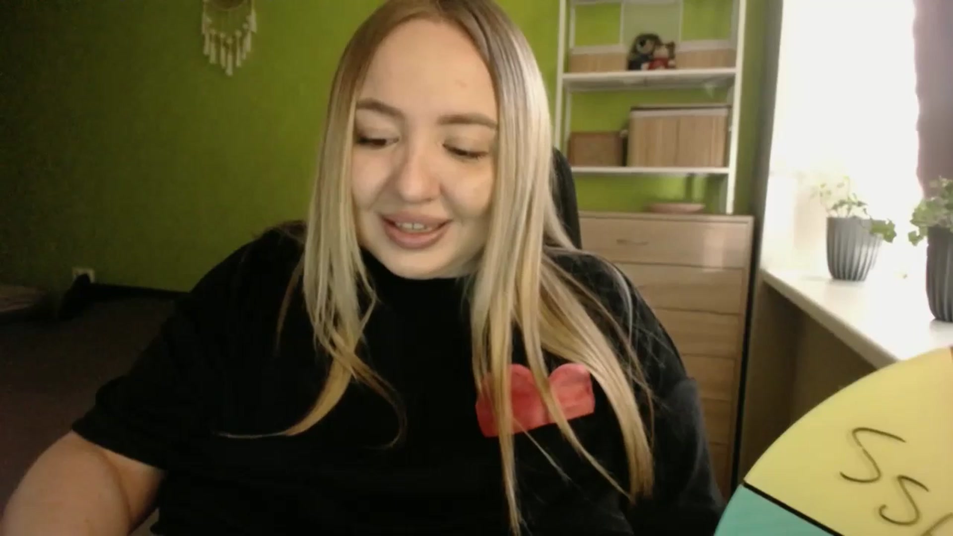 Gallery image thumbnail from ACutiexx's myfreecams stream on, 06/30/2025, 16:35 image 9 of 20