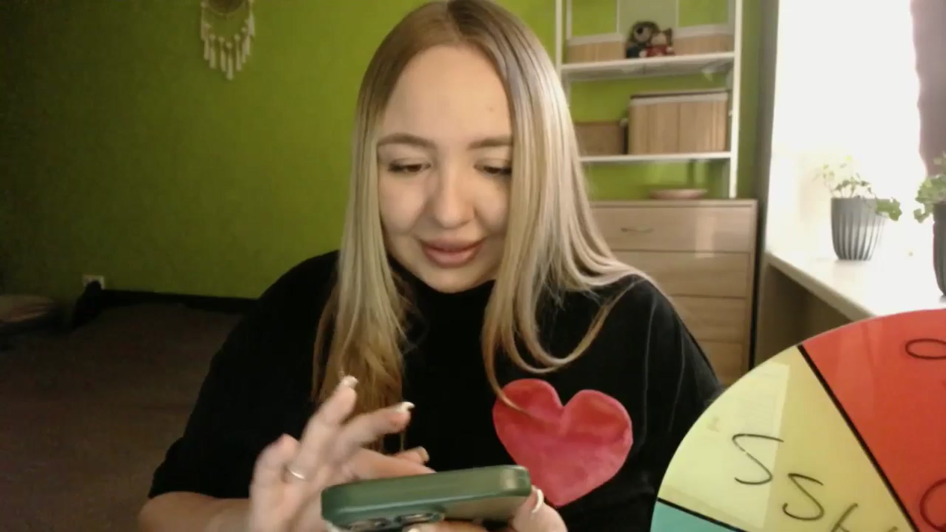 Gallery image thumbnail from ACutiexx's myfreecams stream on, 06/30/2025, 16:35 image 3 of 20