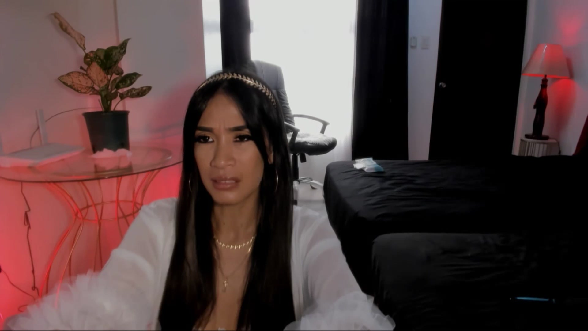 Gallery image thumbnail from ADevilGoddess's myfreecams stream on, 06/12/2025, 03:33 image 13 of 20