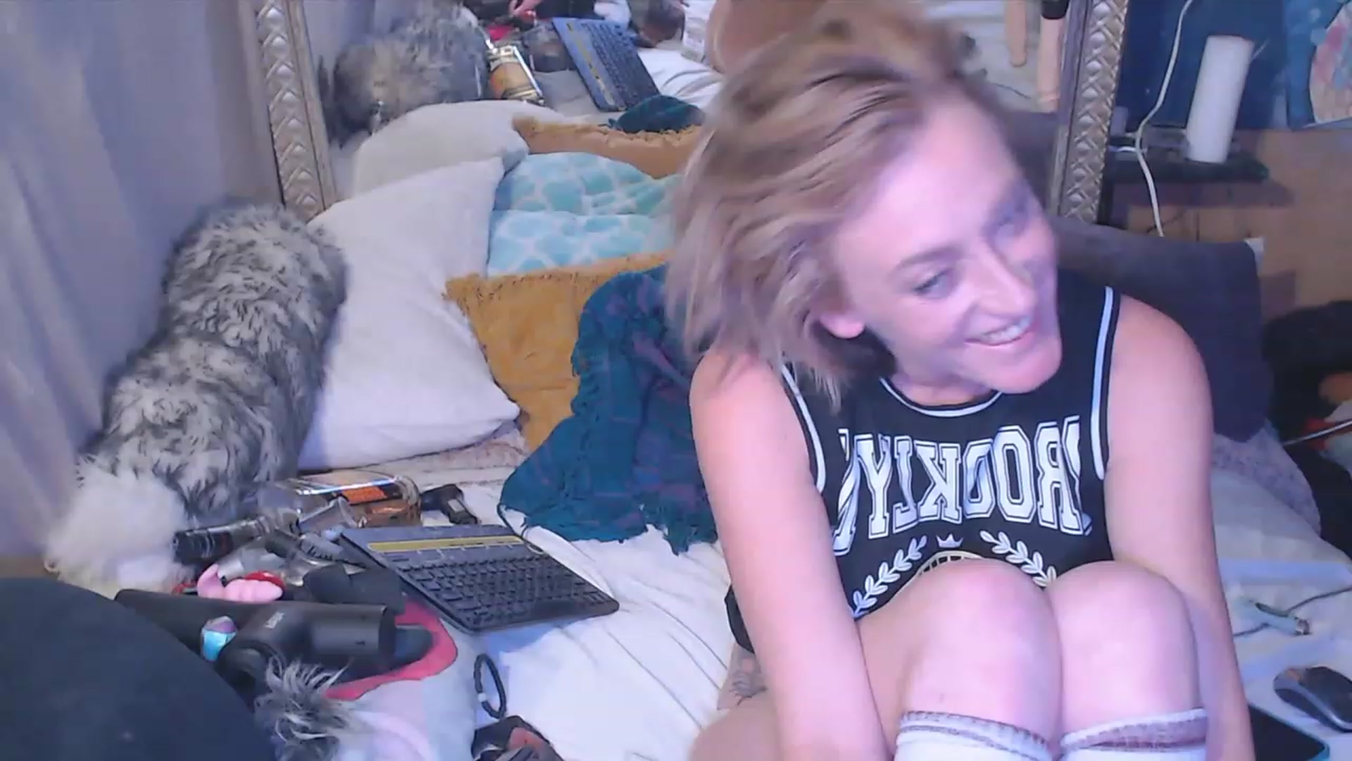 Gallery image thumbnail from AFluidSLUT's myfreecams stream on, 04/23/2023, 12:09 image 10 of 20