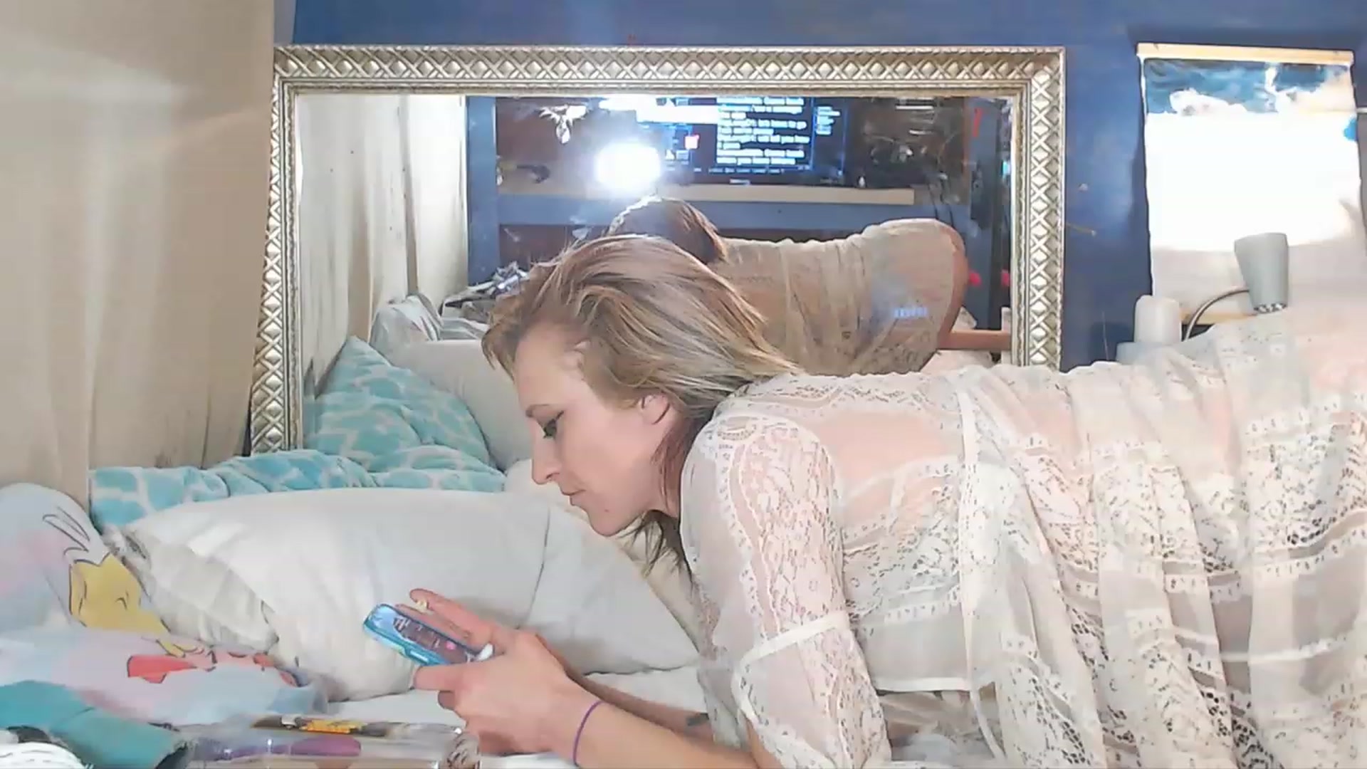 Gallery image thumbnail from AFluidSLUT's myfreecams stream on, 05/03/2023, 09:23 image 3 of 20