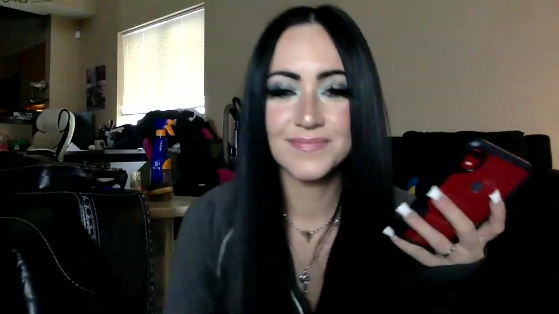 Gallery image thumbnail from AFoxBaby's myfreecams stream on, 01/20/2023, 22:56 image 17 of 20