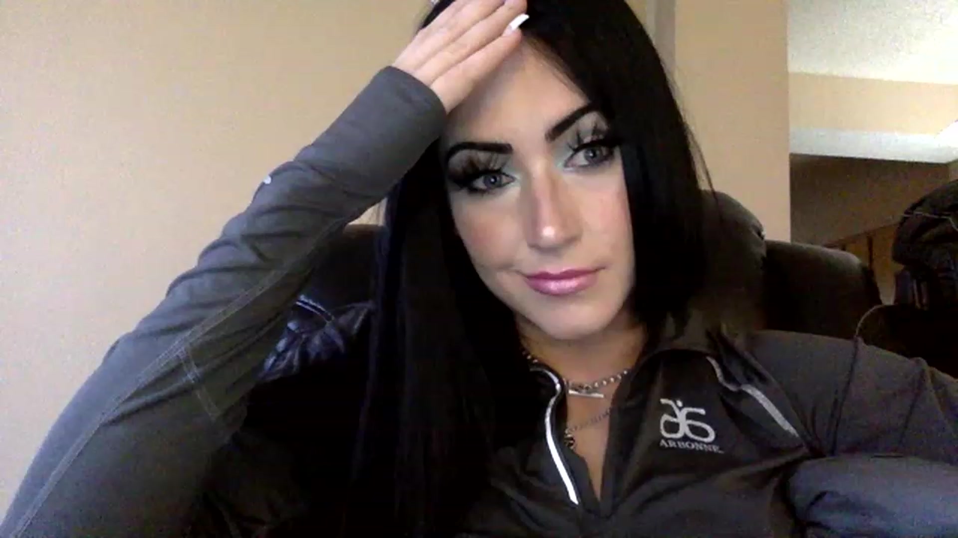 Gallery image thumbnail from AFoxBaby's myfreecams stream on, 01/20/2023, 22:56 image 3 of 20