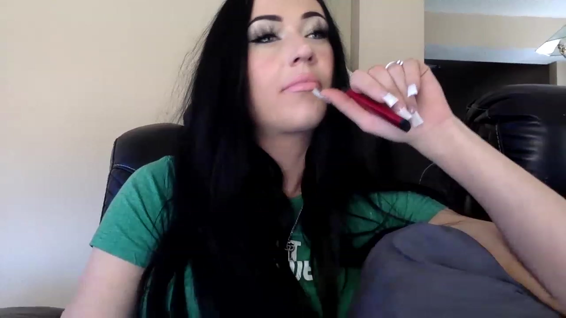 Gallery image thumbnail from AFoxBaby's myfreecams stream on, 01/26/2023, 19:16 image 15 of 20