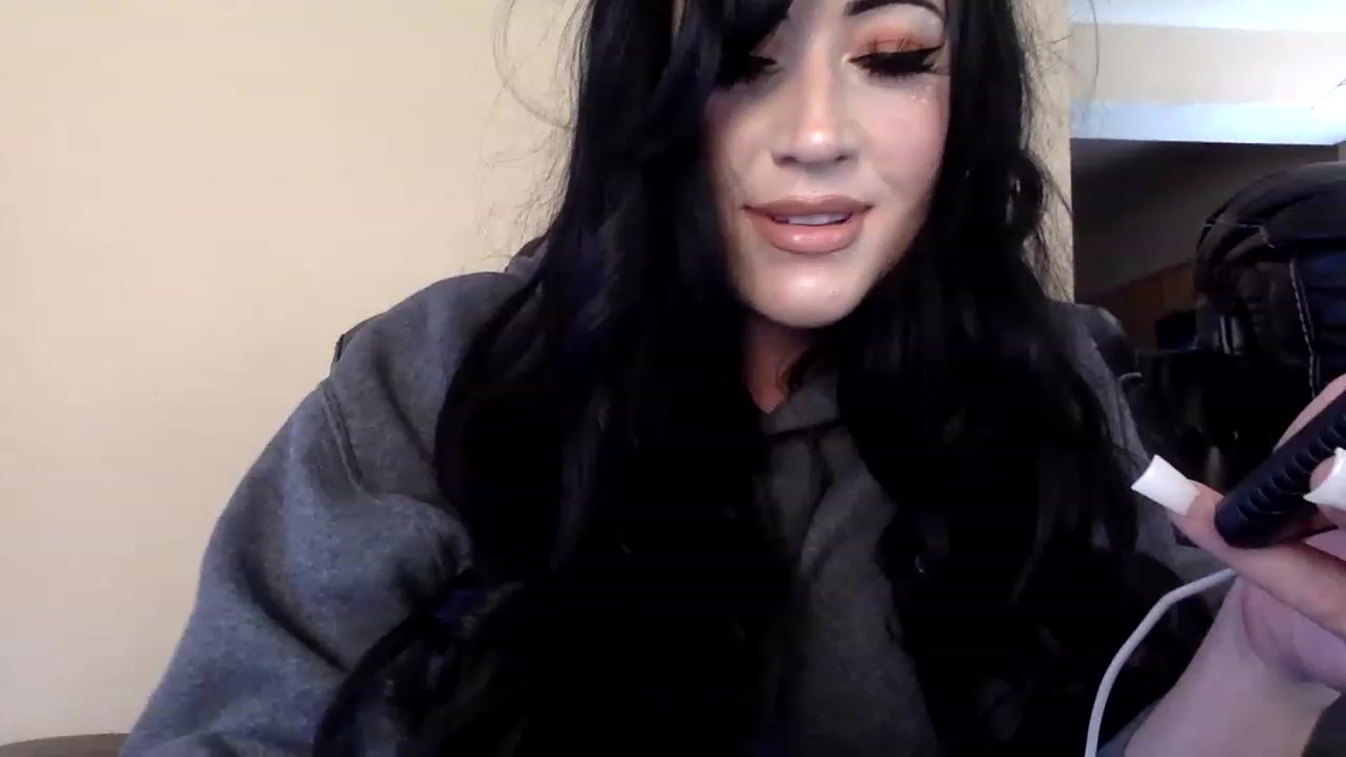 Gallery image thumbnail from AFoxBaby's myfreecams stream on, 01/28/2023, 18:42 image 8 of 20