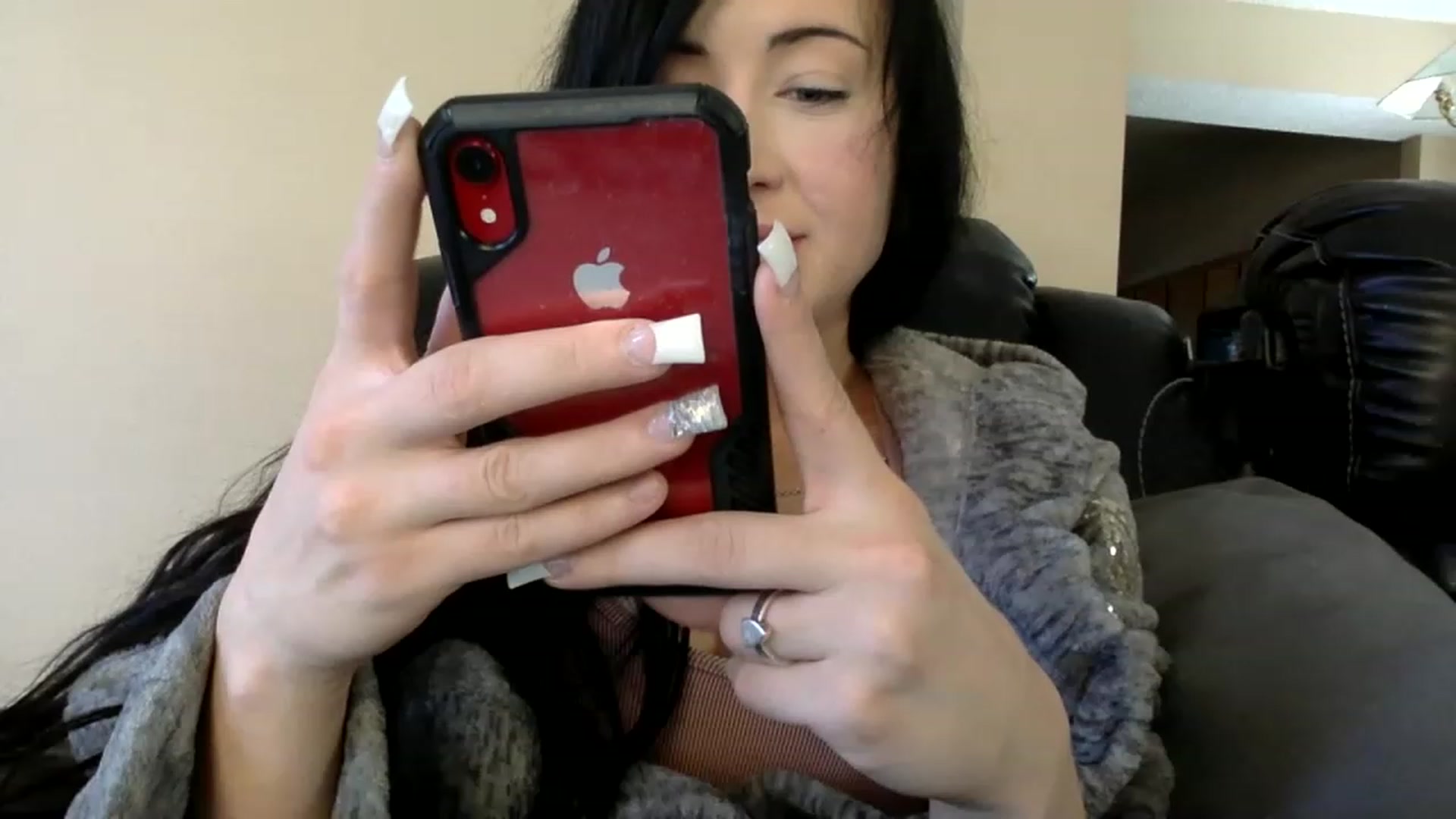 Gallery image thumbnail from AFoxBaby's myfreecams stream on, 01/29/2023, 20:55 image 12 of 20
