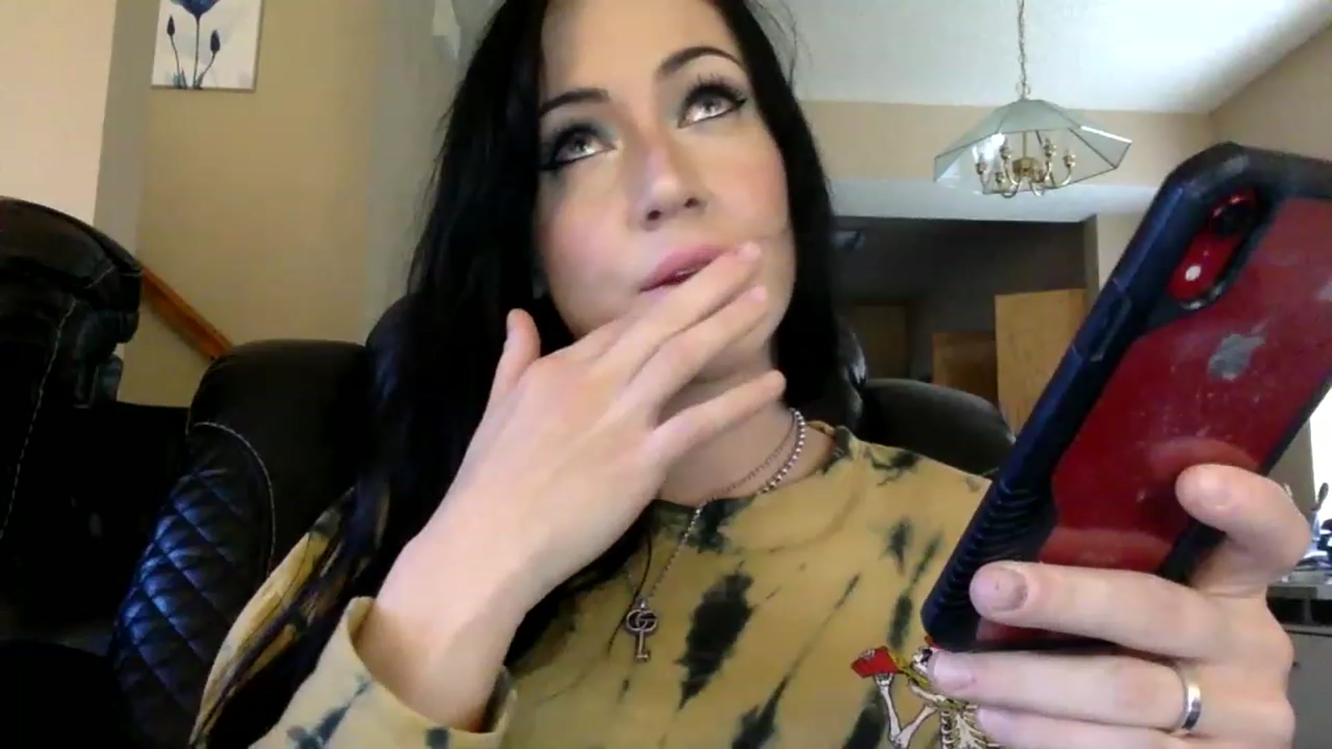 Gallery image thumbnail from AFoxBaby's myfreecams stream on, 02/06/2023, 20:57 image 11 of 20