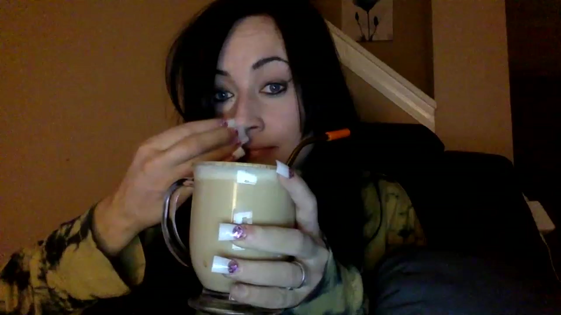 Gallery image thumbnail from AFoxBaby's myfreecams stream on, 02/10/2023, 14:03 image 4 of 20