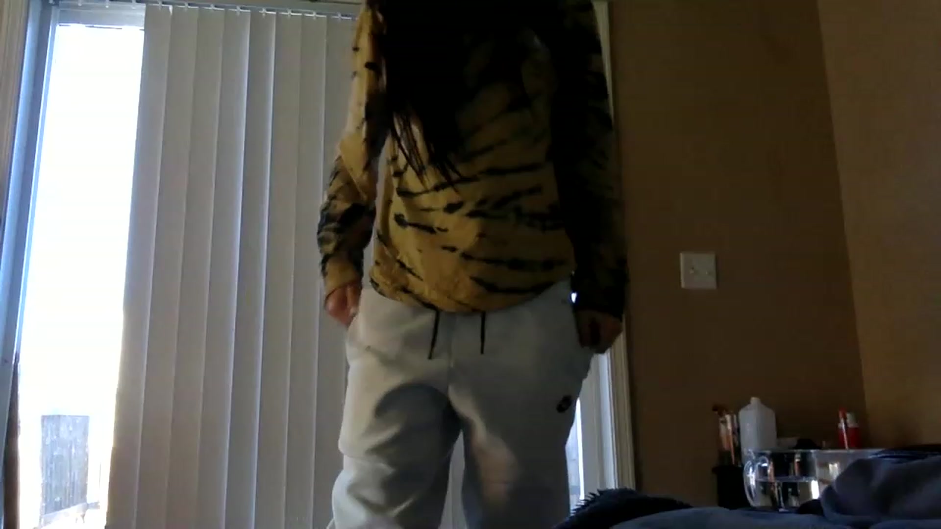 Gallery image thumbnail from AFoxBaby's myfreecams stream on, 02/10/2023, 15:28 image 2 of 20