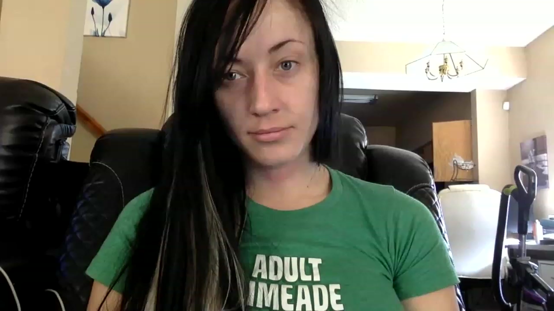 Gallery image thumbnail from AFoxBaby's myfreecams stream on, 02/19/2023, 18:22 image 7 of 20
