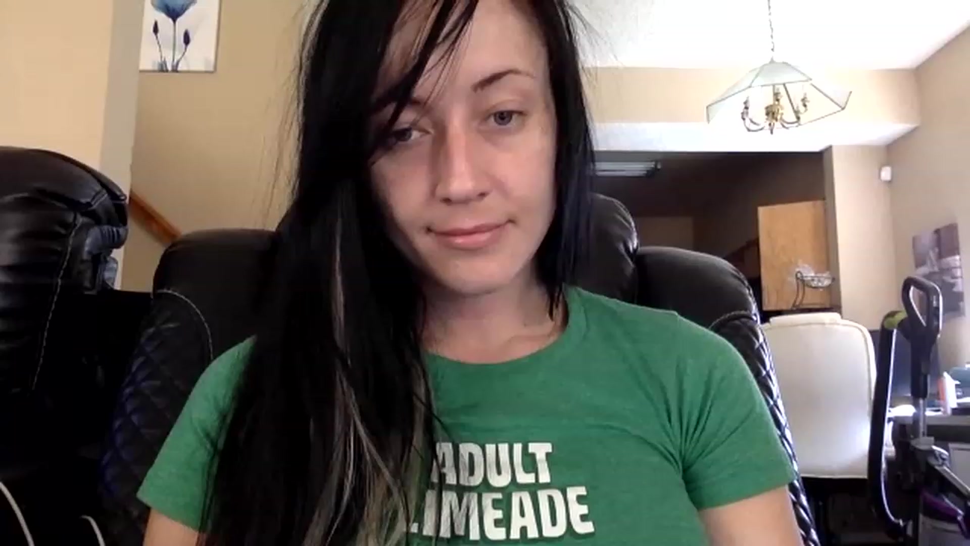 Gallery image thumbnail from AFoxBaby's myfreecams stream on, 02/19/2023, 18:22 image 20 of 20