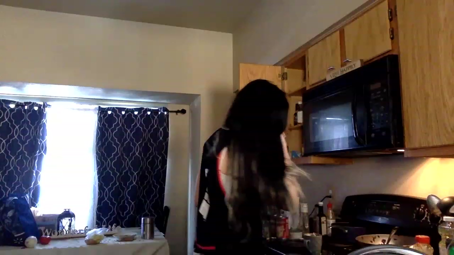 Gallery image thumbnail from AFoxBaby's myfreecams stream on, 02/23/2023, 20:28 image 16 of 20