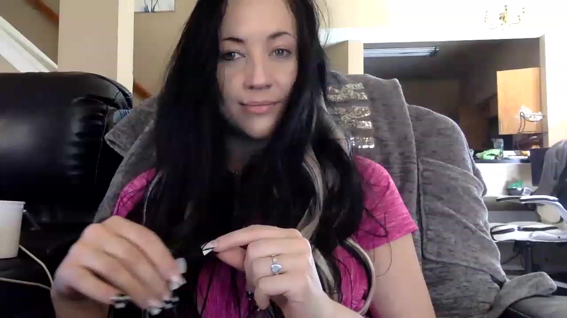 Gallery image thumbnail from AFoxBaby's myfreecams stream on, 02/27/2023, 17:20 image 7 of 20