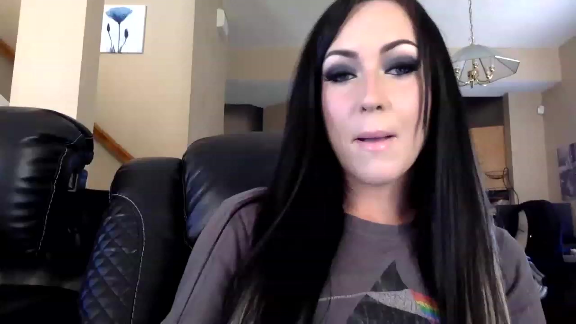 Gallery image thumbnail from AFoxBaby's myfreecams stream on, 03/06/2023, 21:09 image 2 of 20