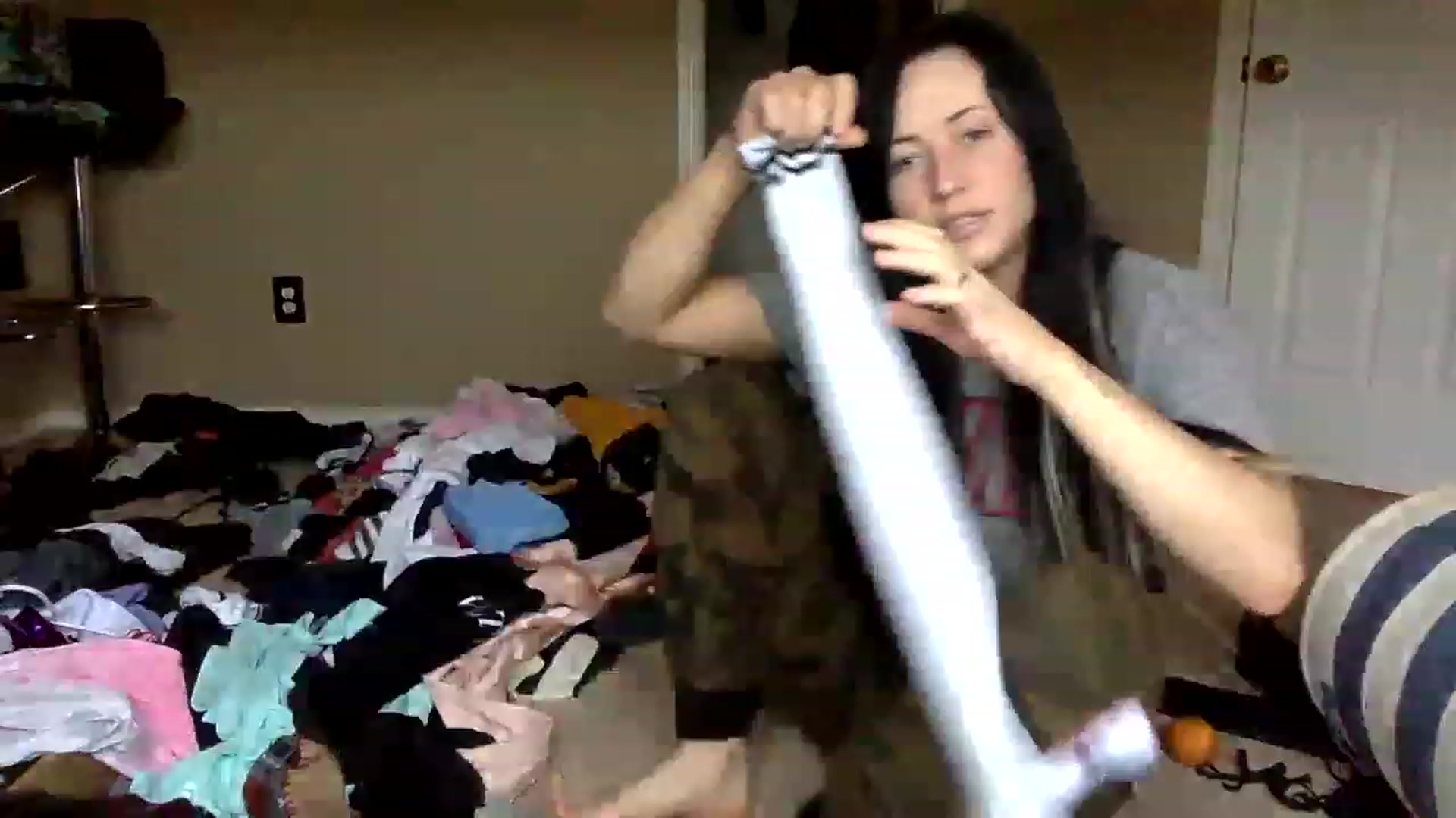 Gallery image thumbnail from AFoxBaby's myfreecams stream on, 03/07/2023, 15:33 image 17 of 20