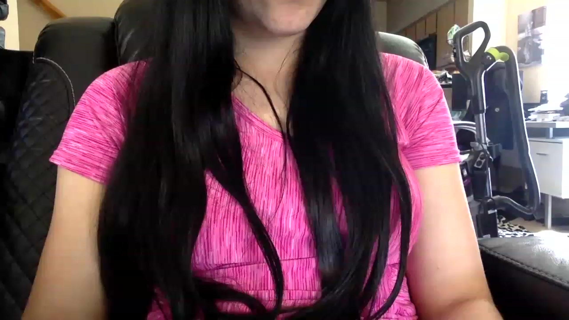 Gallery image thumbnail from AFoxBaby's myfreecams stream on, 04/02/2023, 18:24 image 1 of 20
