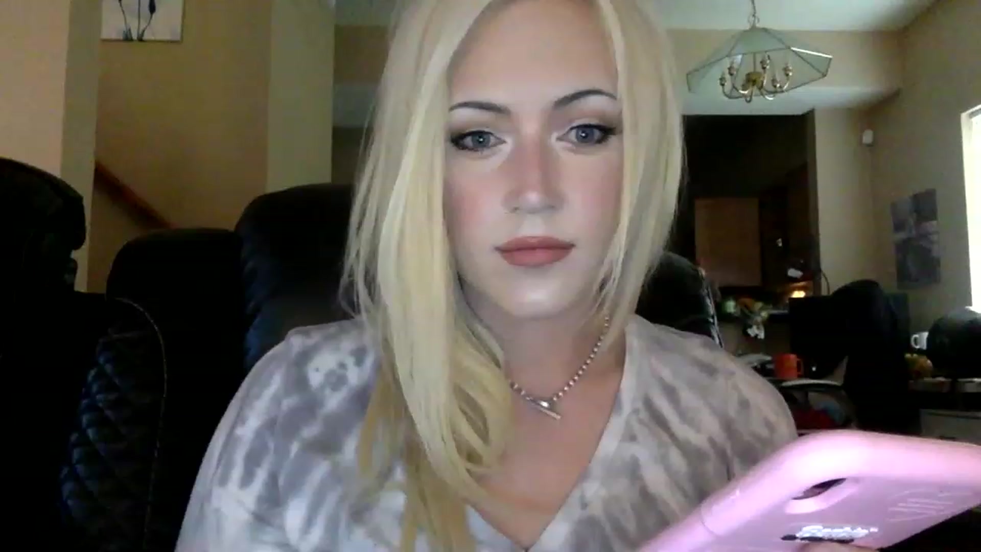 Gallery image thumbnail from AFoxBaby's myfreecams stream on, 07/07/2023, 20:24 image 1 of 20