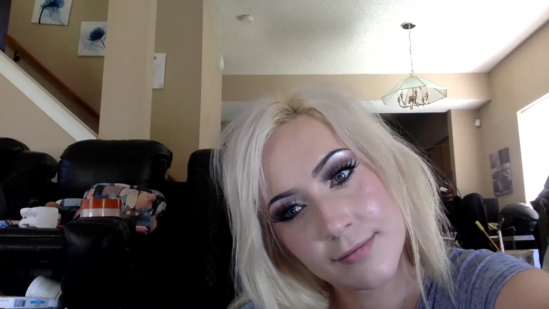 Gallery image thumbnail from AFoxBaby's myfreecams stream on, 07/14/2023, 18:28 image 20 of 20