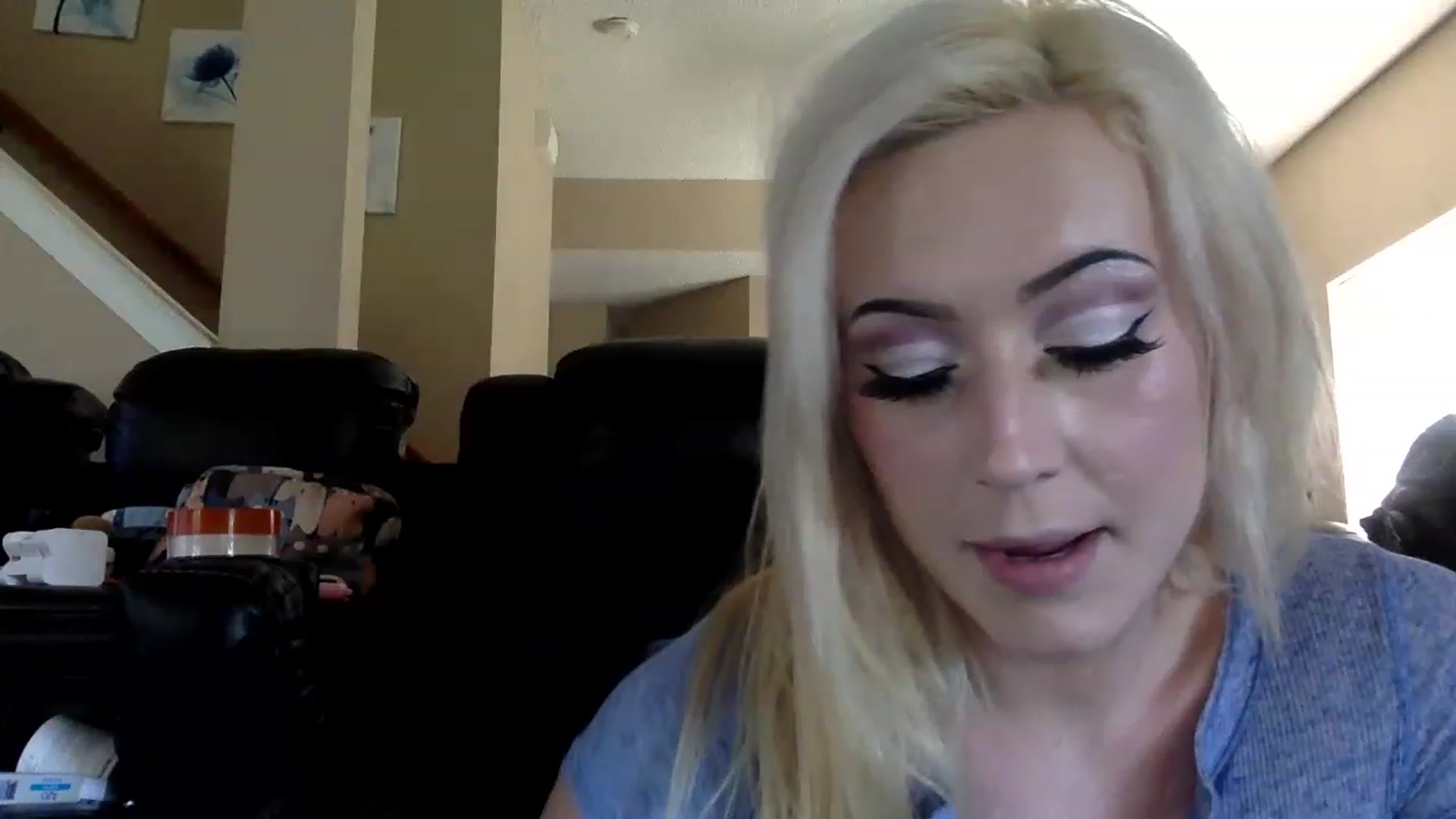 Gallery image thumbnail from AFoxBaby's myfreecams stream on, 07/14/2023, 18:28 image 6 of 20