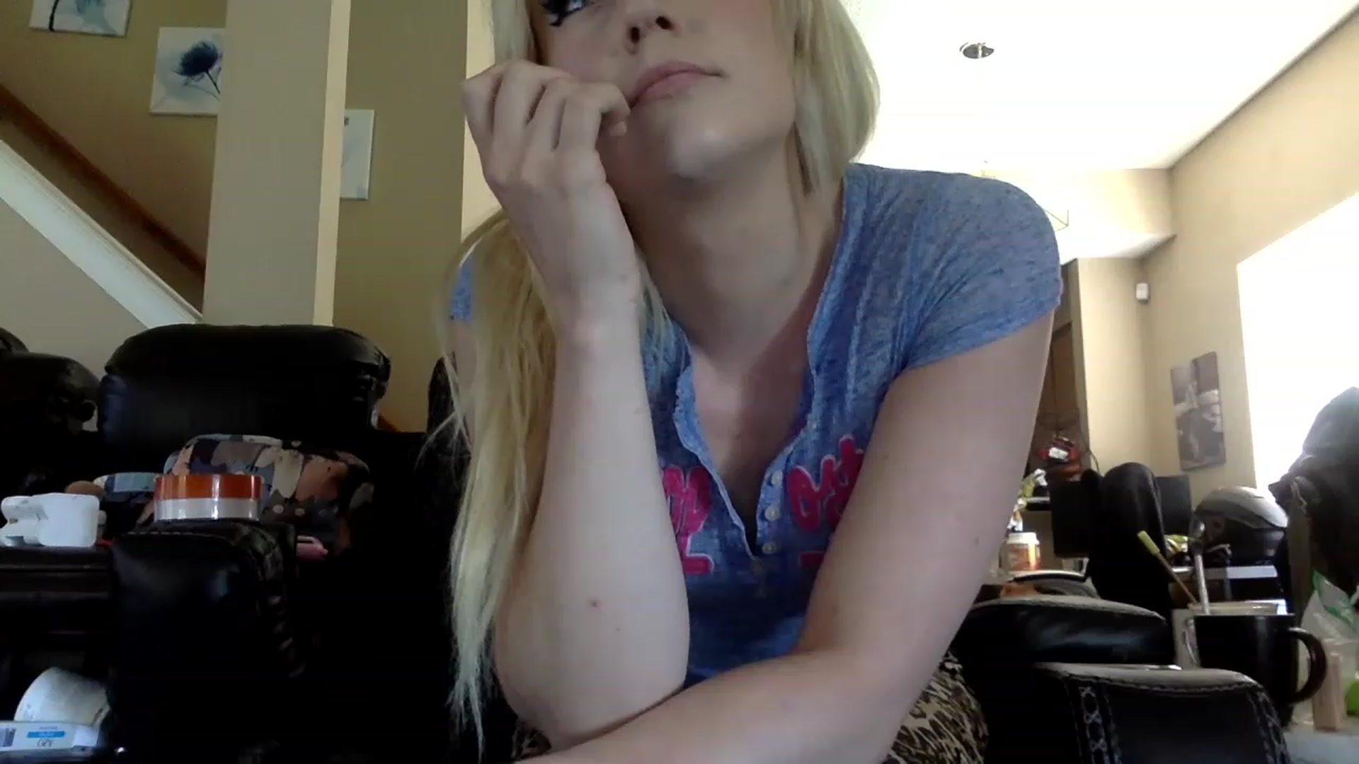 Gallery image thumbnail from AFoxBaby's myfreecams stream on, 07/14/2023, 18:28 image 5 of 20