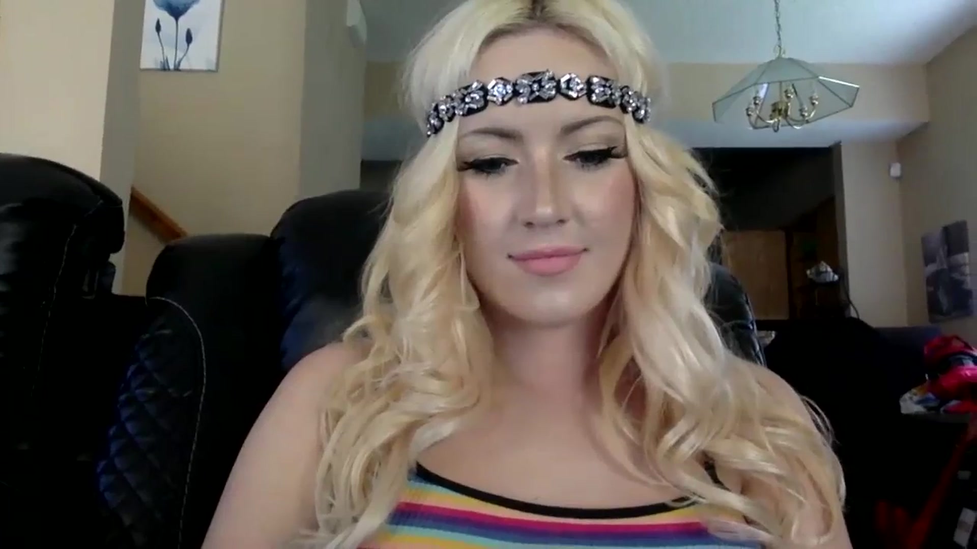 Gallery image thumbnail from AFoxBaby's myfreecams stream on, 08/13/2023, 20:40 image 2 of 20
