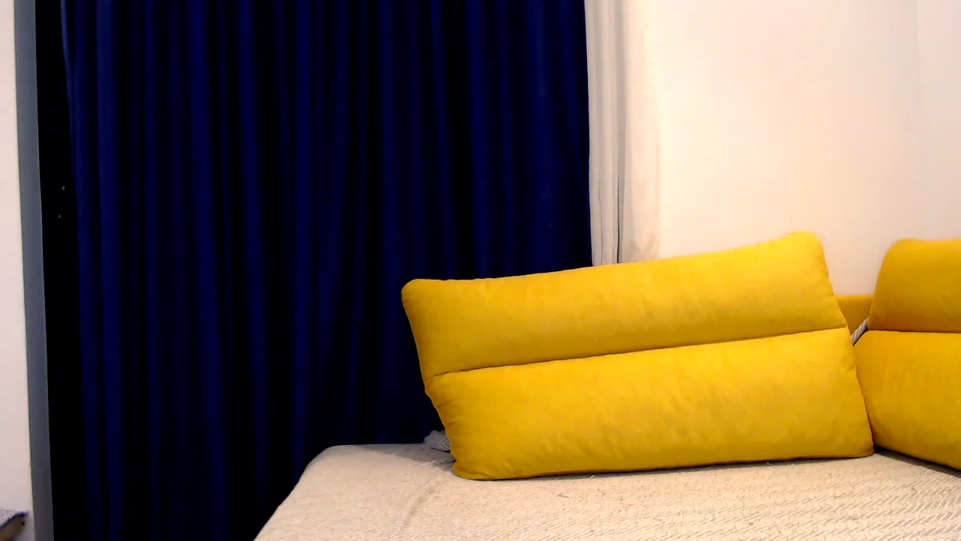 Gallery image thumbnail from AFreakyAngel's myfreecams stream on, 11/15/2023, 20:48 image 18 of 20