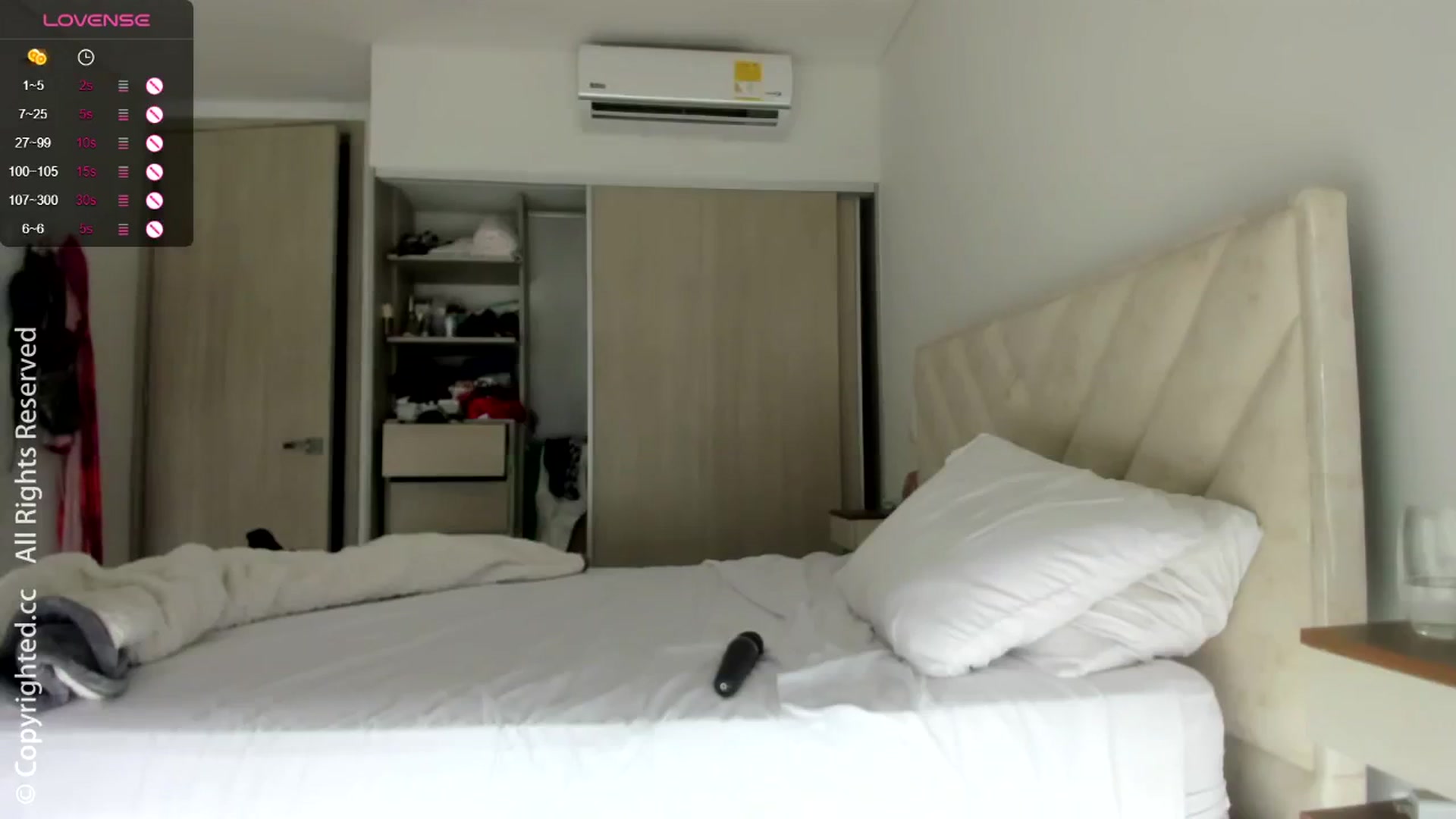 Gallery image thumbnail from AI_Deep_Dream's myfreecams stream on, 06/22/2024, 18:19 image 20 of 20
