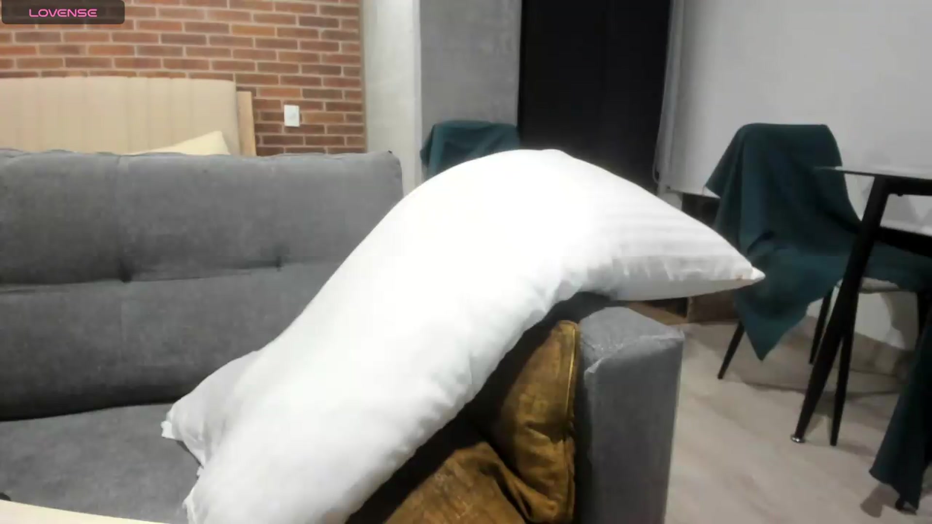 Gallery image thumbnail from AI_Deep_Dream's myfreecams stream on, 05/05/2026, 04:43 image 10 of 20
