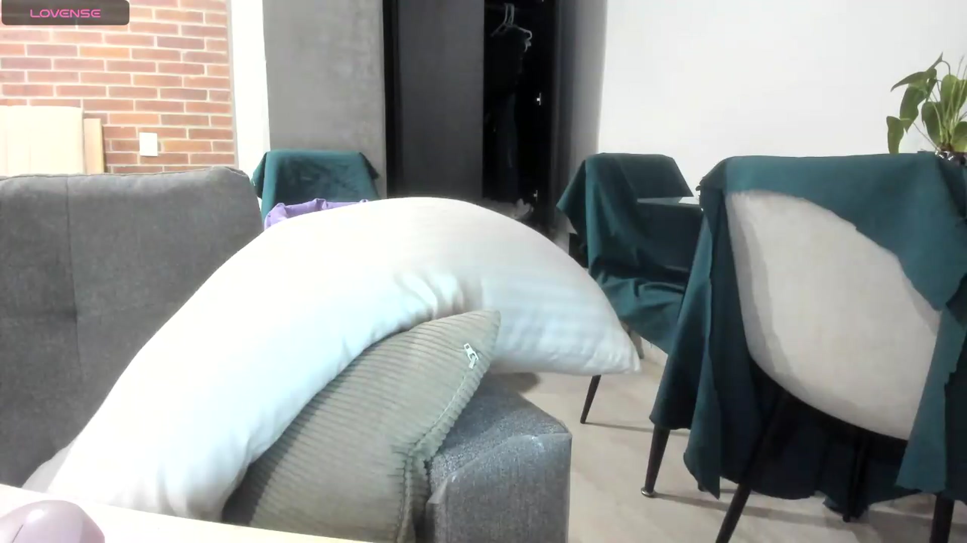 Gallery image thumbnail from AI_Deep_Dream's myfreecams stream on, 05/31/2026, 05:14 image 13 of 20