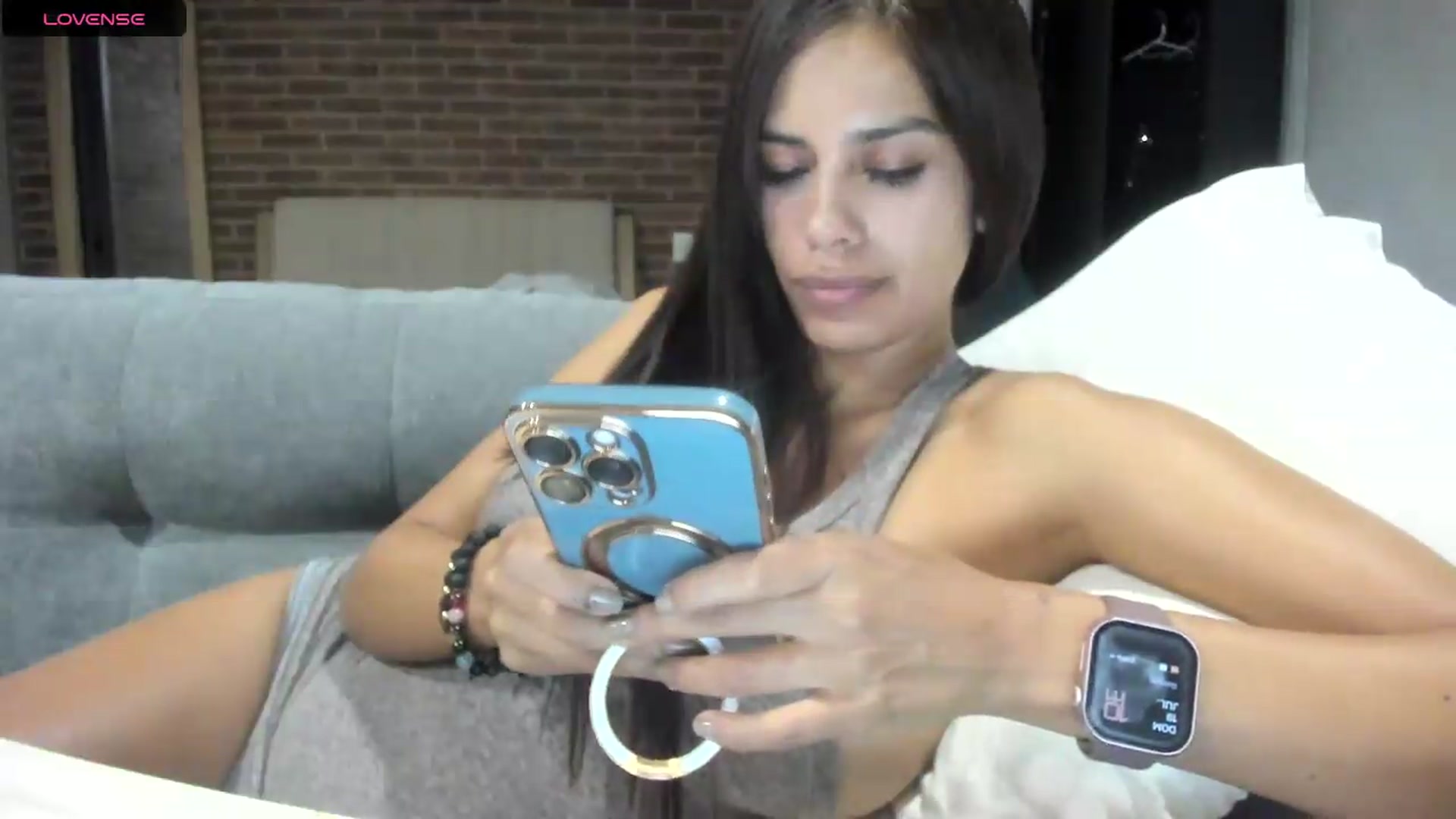 Gallery image thumbnail from AI_Deep_Dream's myfreecams stream on, 07/20/2026, 03:15 image 18 of 20