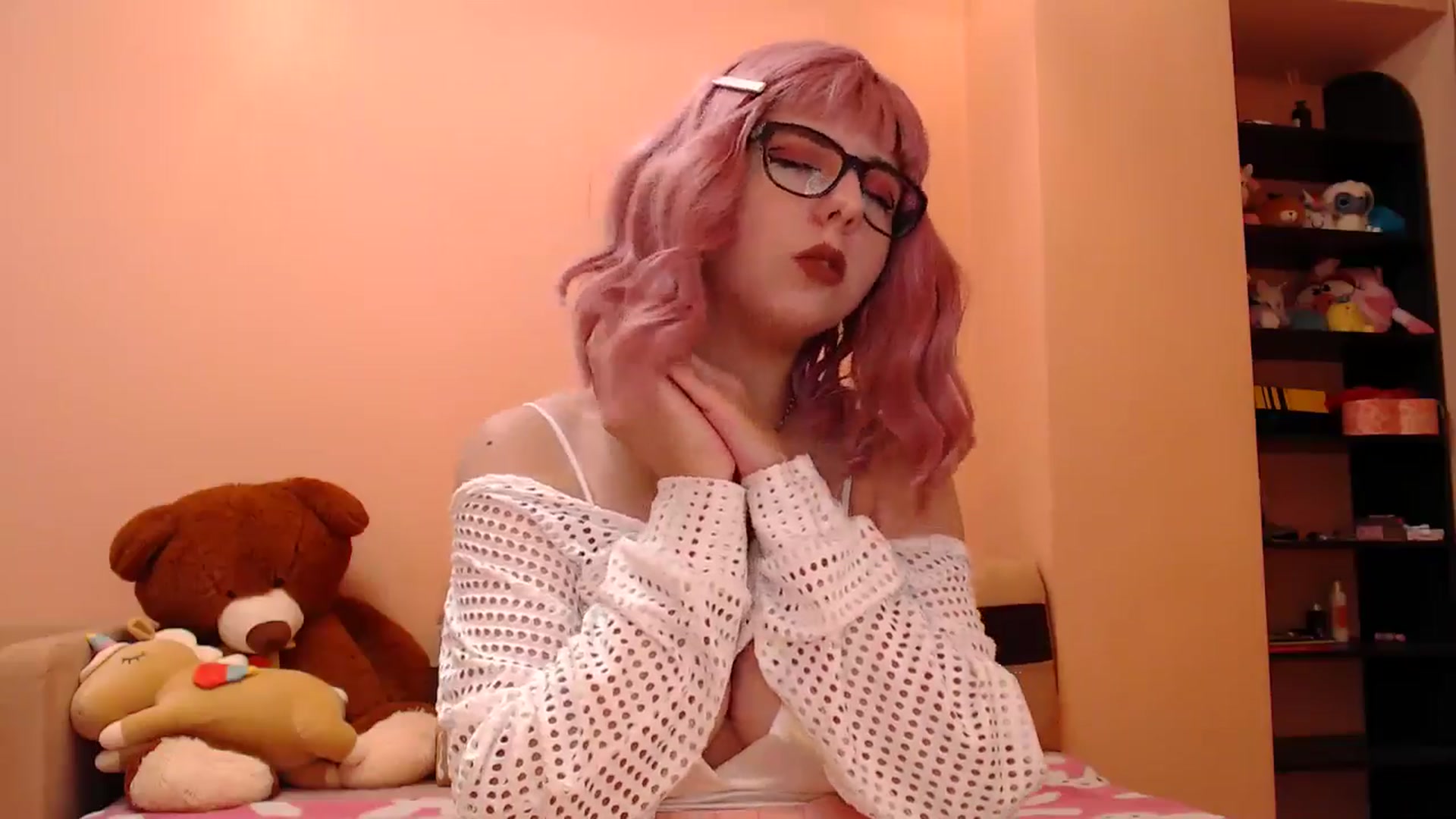 Gallery image thumbnail from AIinkaMalinka's myfreecams stream on, 06/26/2024, 24:21 image 4 of 20