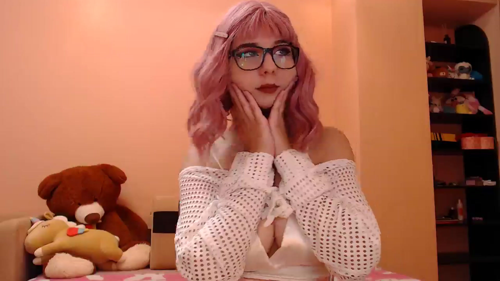 Gallery image thumbnail from AIinkaMalinka's myfreecams stream on, 06/26/2024, 24:21 image 12 of 20