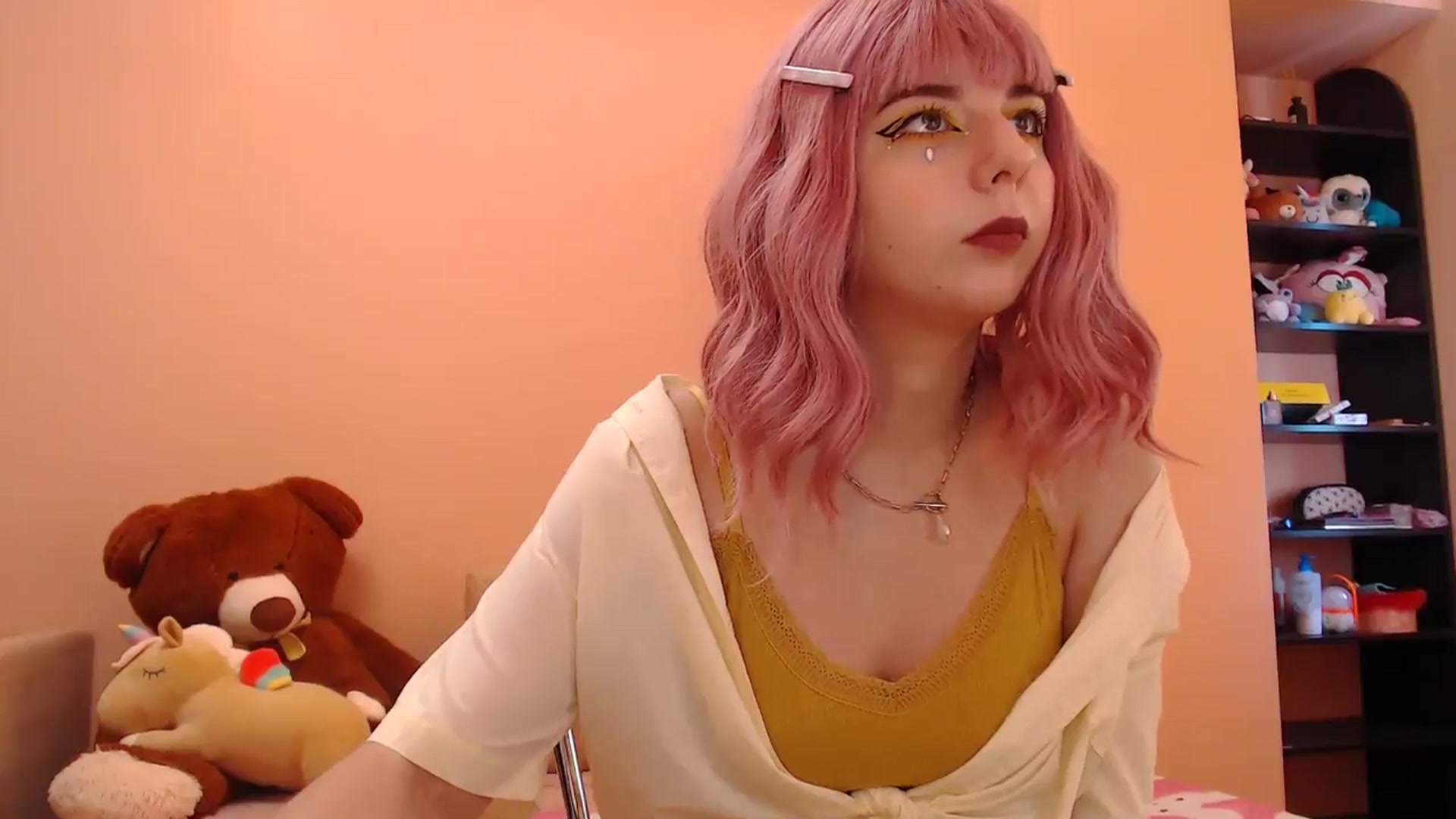 Gallery image thumbnail from AIinkaMalinka's myfreecams stream on, 08/12/2024, 08:56 image 15 of 20