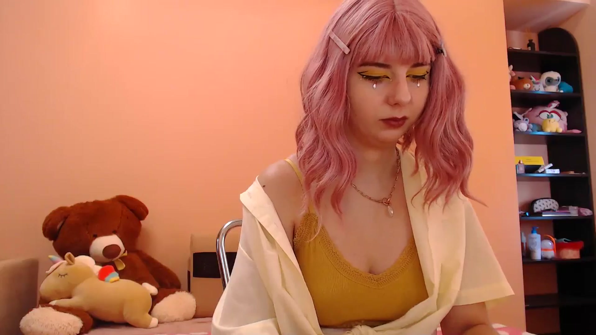 Gallery image thumbnail from AIinkaMalinka's myfreecams stream on, 08/12/2024, 08:56 image 18 of 20