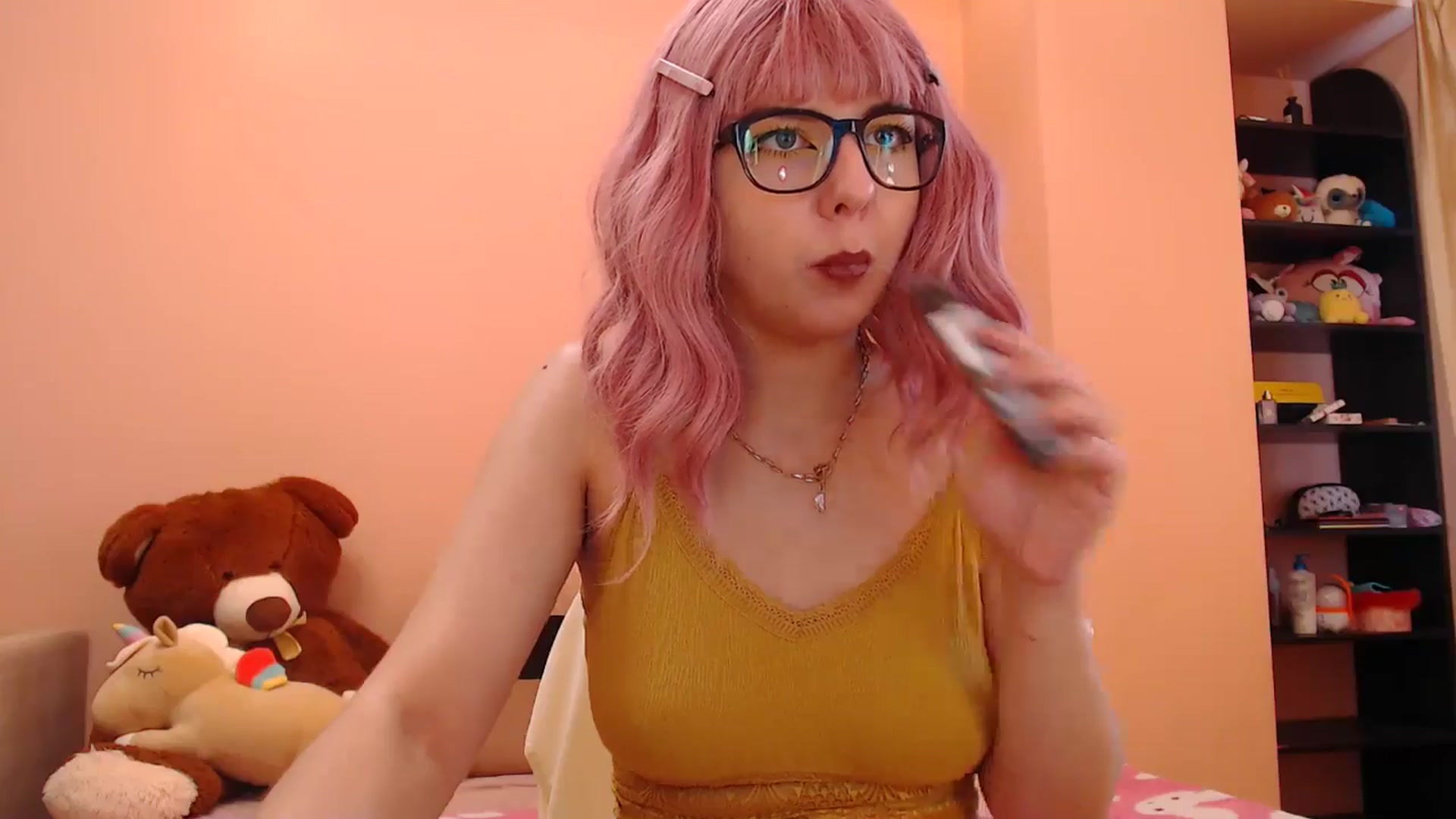 Gallery image thumbnail from AIinkaMalinka's myfreecams stream on, 08/12/2024, 10:22 image 17 of 20