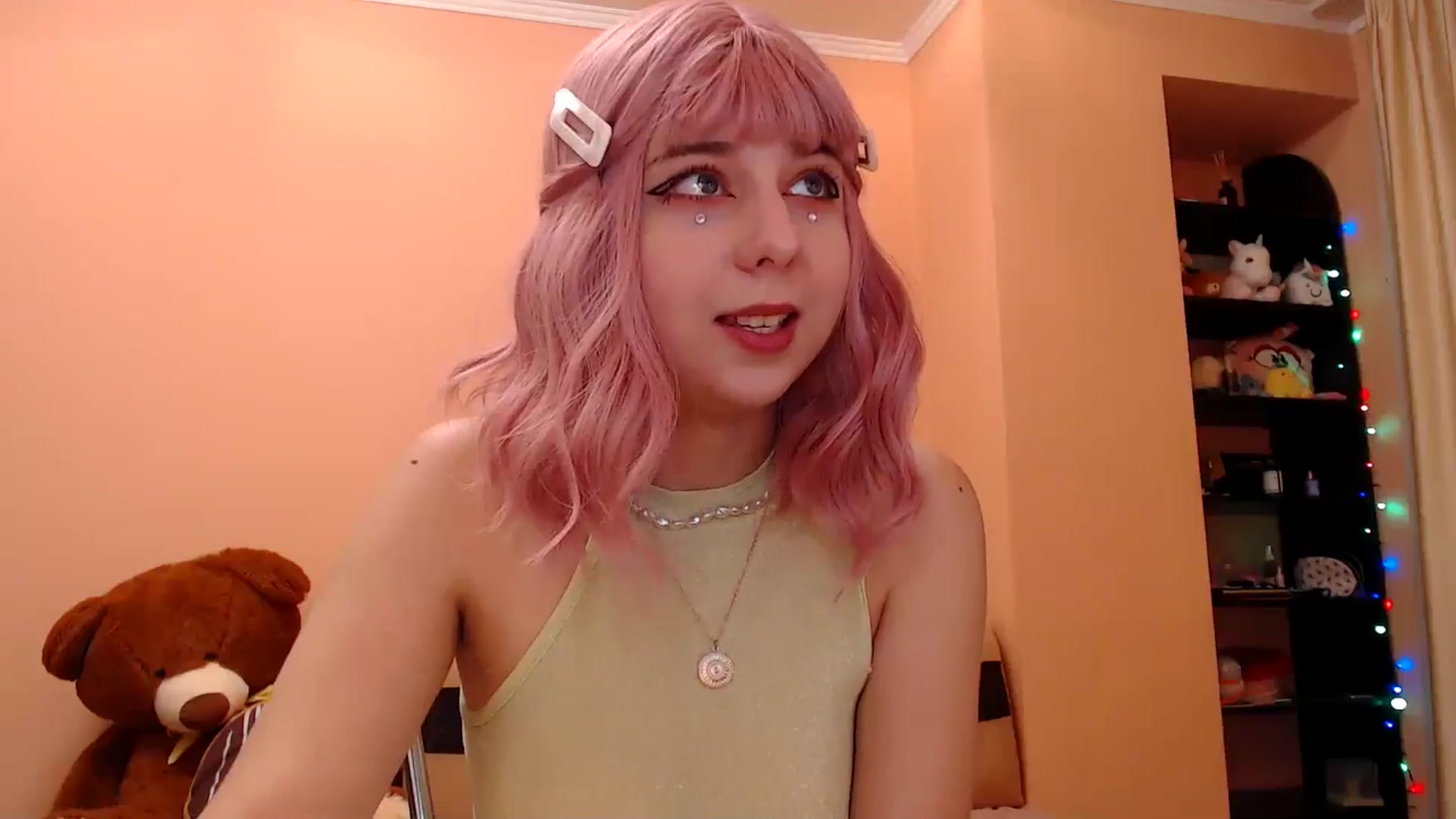 Gallery image thumbnail from AIinkaMalinka's myfreecams stream on, 12/12/2024, 07:25 image 2 of 20