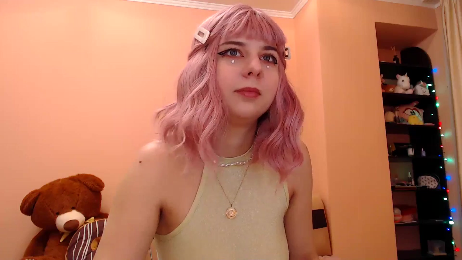 Gallery image thumbnail from AIinkaMalinka's myfreecams stream on, 12/12/2024, 07:25 image 12 of 20