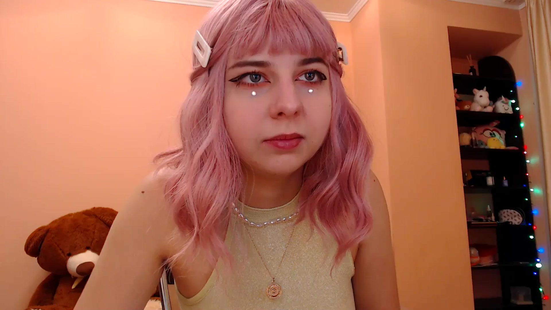 Gallery image thumbnail from AIinkaMalinka's myfreecams stream on, 12/12/2024, 07:25 image 6 of 20