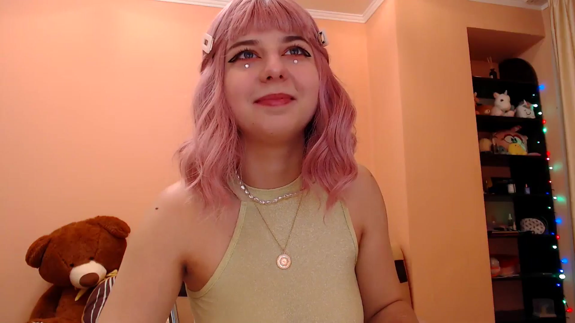 Gallery image thumbnail from AIinkaMalinka's myfreecams stream on, 12/12/2024, 07:25 image 5 of 20