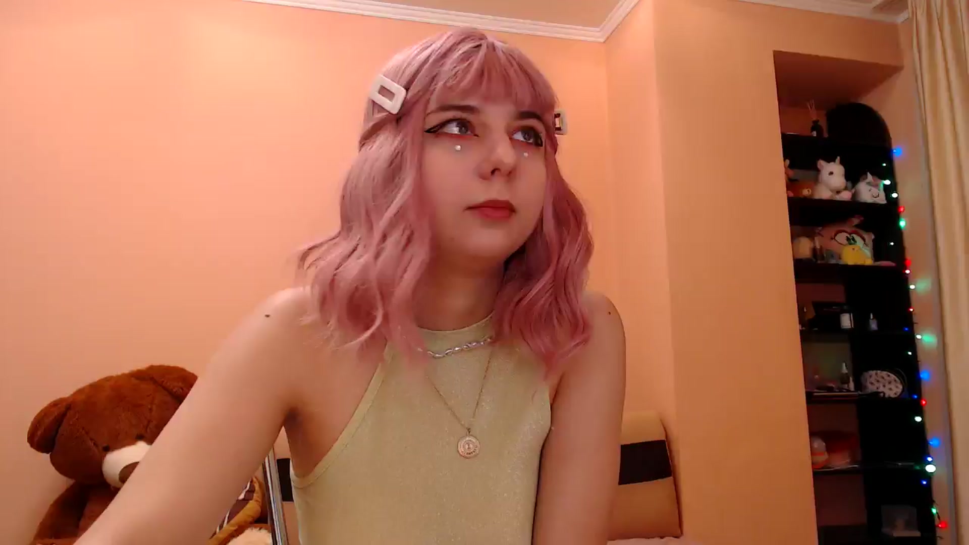 Gallery image thumbnail from AIinkaMalinka's myfreecams stream on, 12/12/2024, 07:25 image 1 of 20