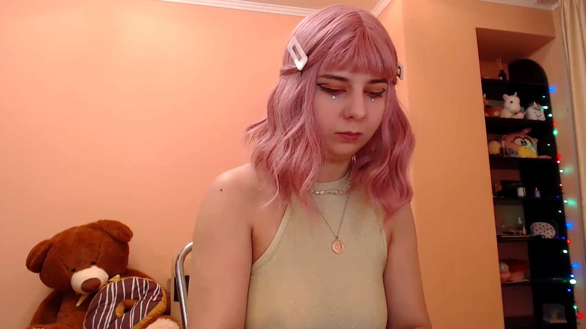 Gallery image thumbnail from AIinkaMalinka's myfreecams stream on, 12/12/2024, 07:25 image 8 of 20