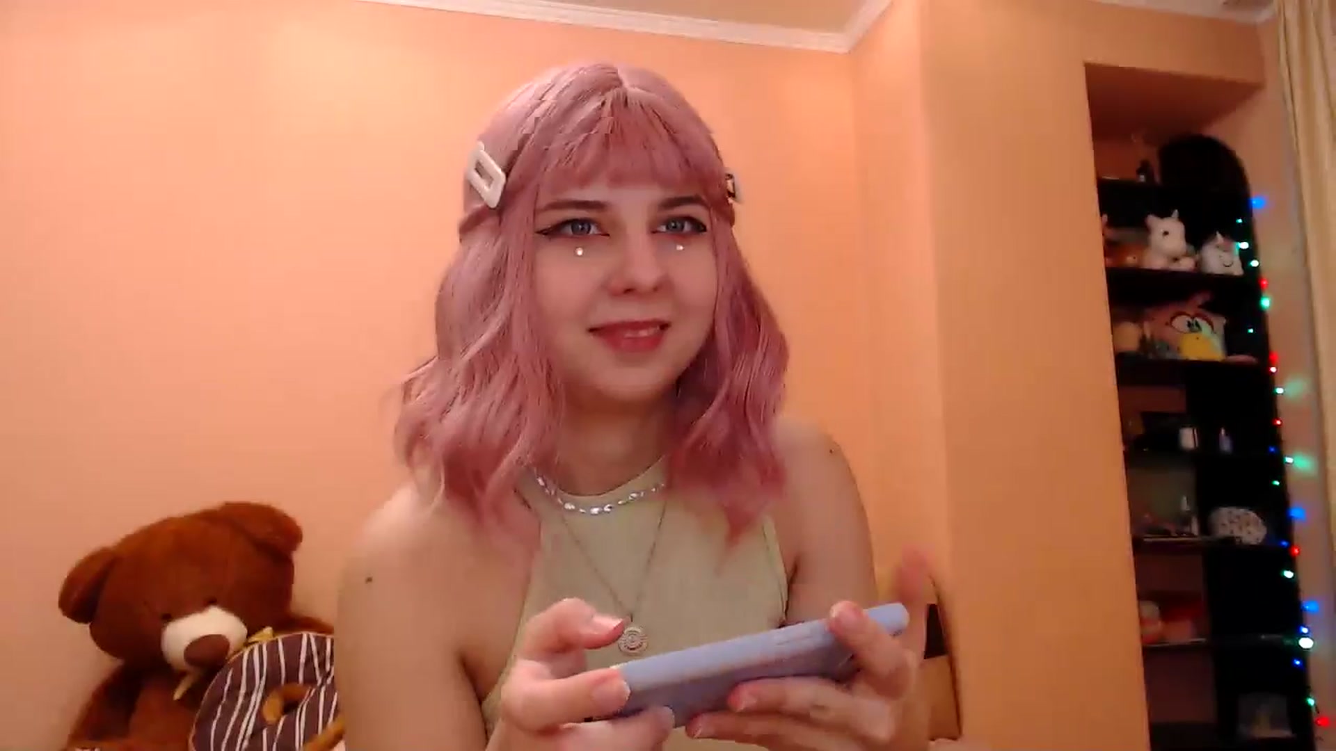 Gallery image thumbnail from AIinkaMalinka's myfreecams stream on, 12/12/2024, 07:25 image 11 of 20