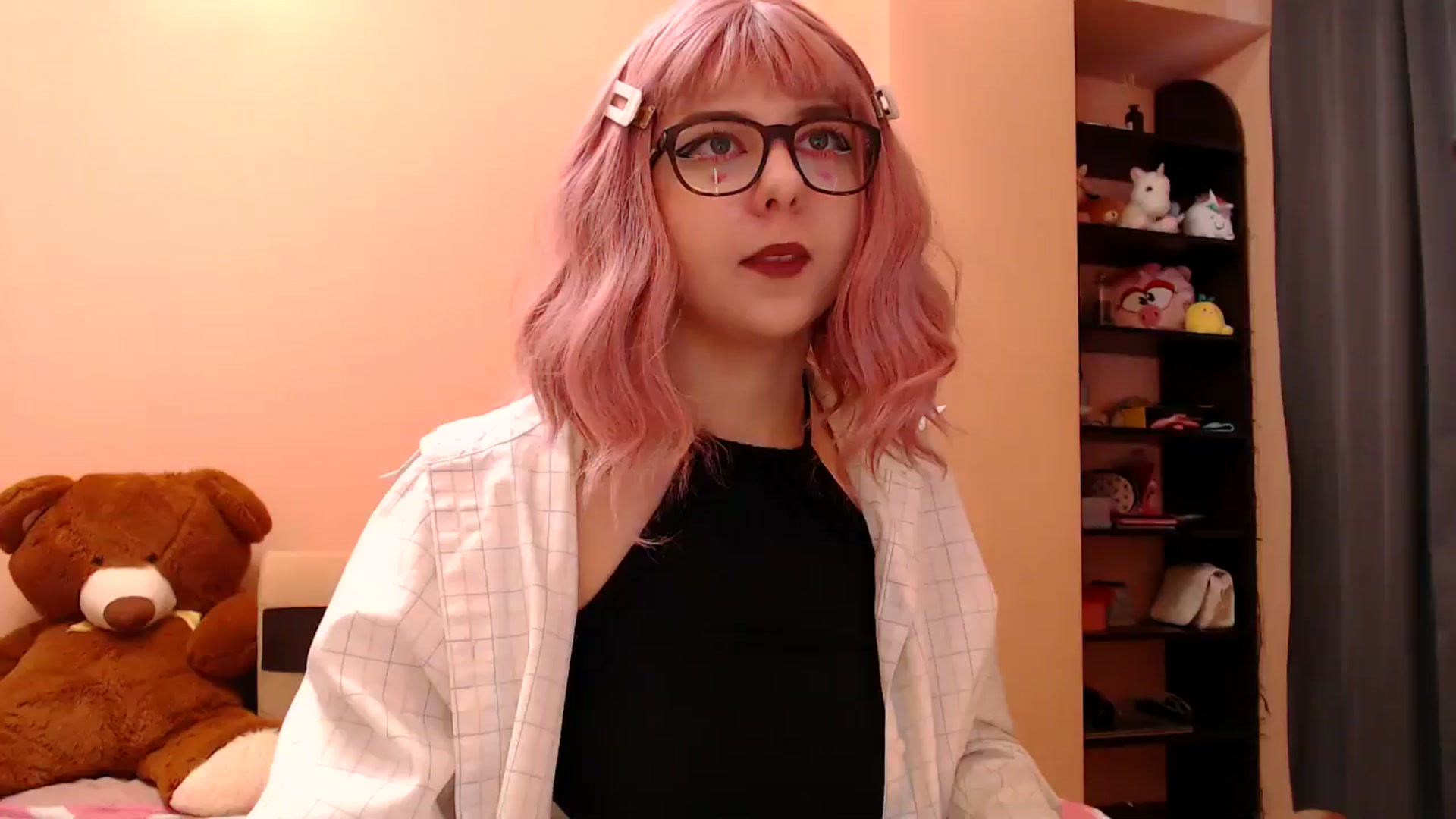 Gallery image thumbnail from AIinkaMalinka's myfreecams stream on, 03/23/2025, 08:40 image 20 of 20