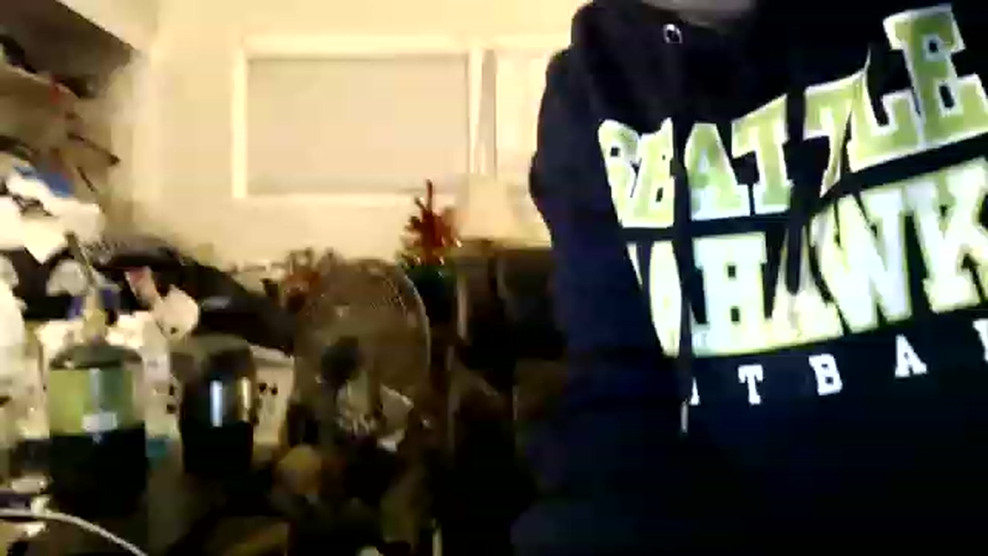 Gallery image thumbnail from AJthePunk420's myfreecams stream on, 01/08/2023, 10:15 image 19 of 20