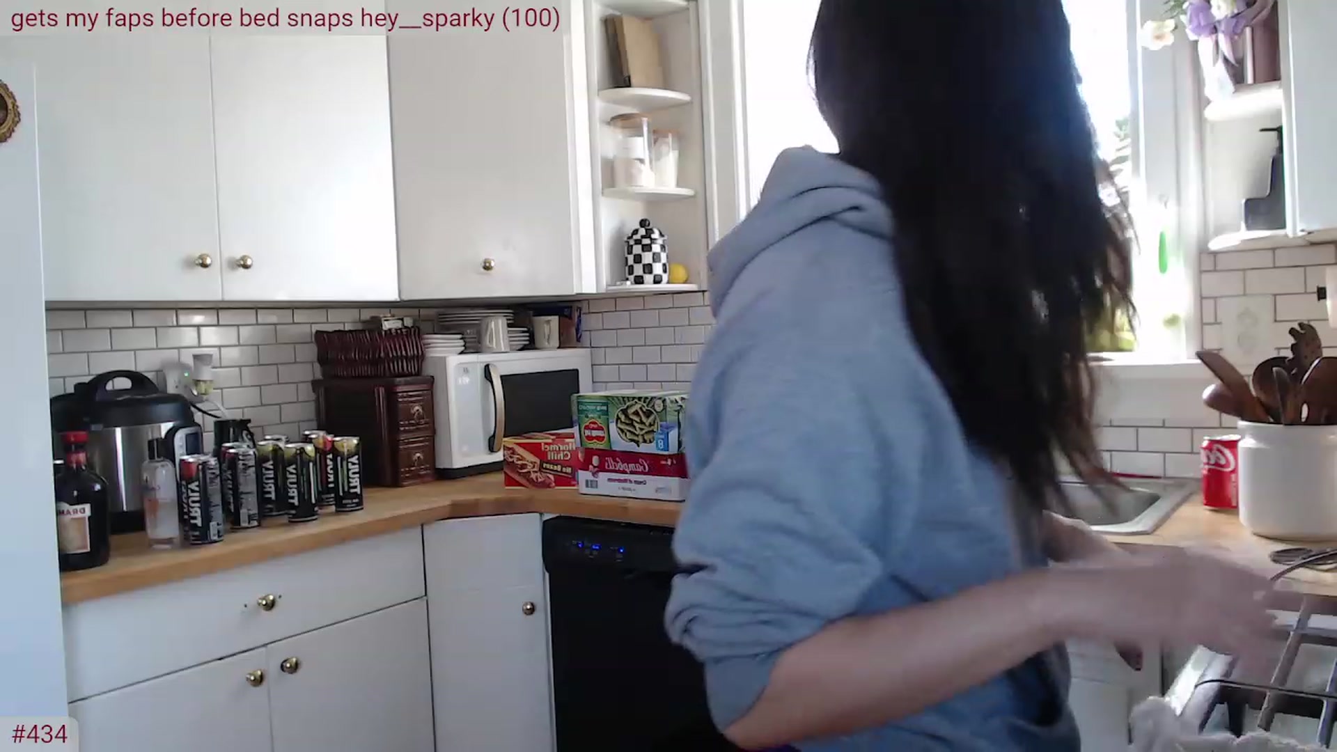 Gallery image thumbnail from AKEWYEAR's myfreecams stream on, 02/18/2024, 16:03 image 11 of 20