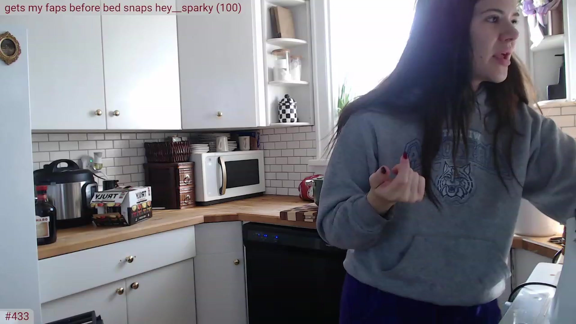 Gallery image thumbnail from AKEWYEAR's myfreecams stream on, 02/18/2024, 16:03 image 3 of 20